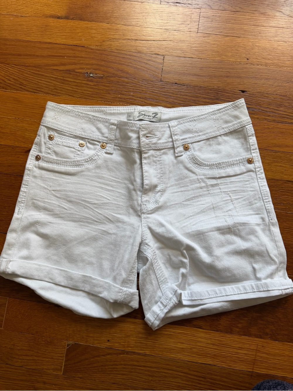 Seven7 White Denim Shorts with Gold Rivet Accents